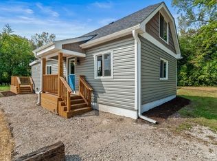 106 Georgine St, Crystal Lake, IL 60014
