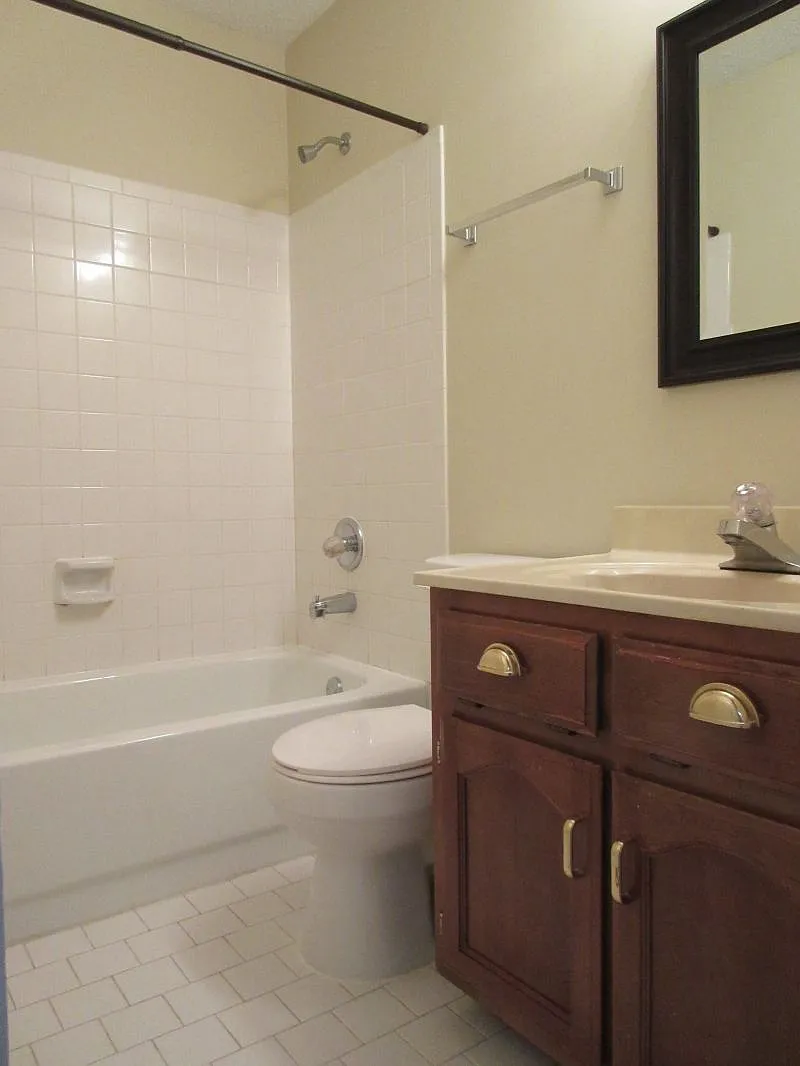 Building Photo - 4799 Summitridge Dr