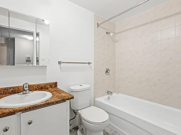 285 Loretta Ave S — Photo 29