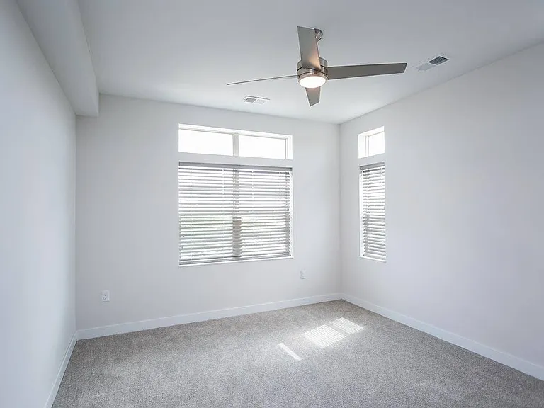 Brookside Apartments — Photo 112