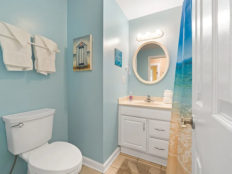 1420 Holly Driveunit A — Photo 10