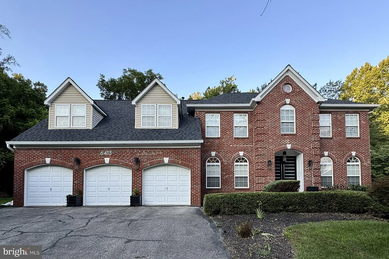 1 bed, 1.5 bath, 4888 sqft, $1,950 — Photo 1