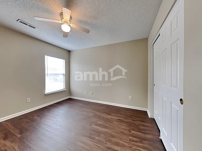 5117 Torrey Ln — Photo 17