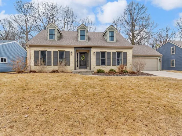 706 Marshal COURT, West Bend, WI 53090