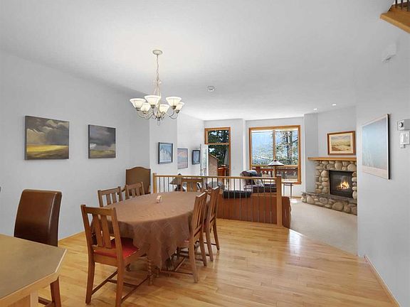 4th image of 300 N Eagle Terrace Rd