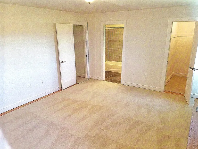 2367 Route 100 — Photo 18