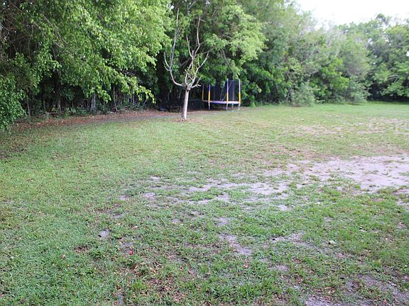 3rd image of 7705 Brunson Circle