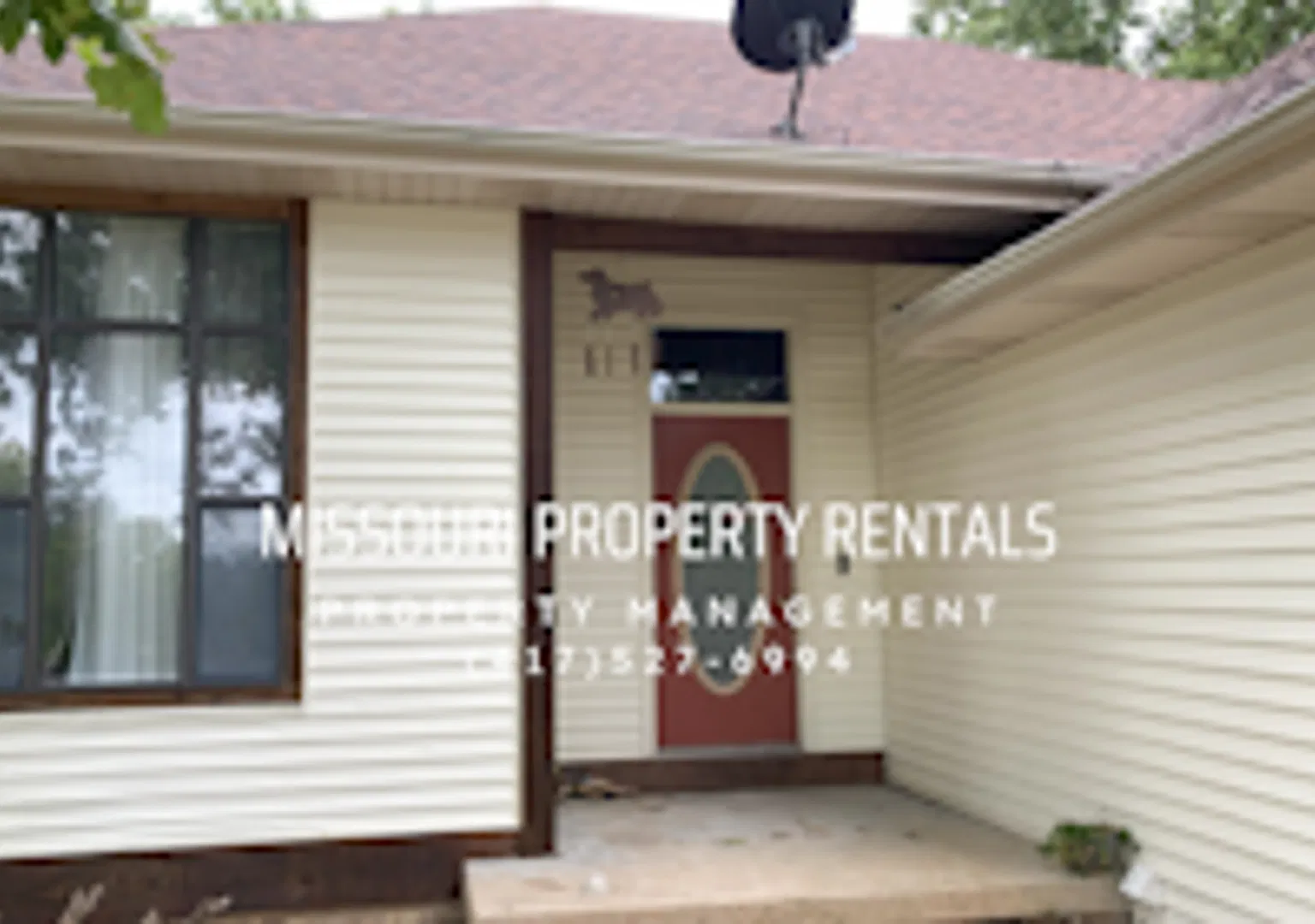 Fantastic Home Located near Lake Taneycomo and Bull Shoals Lake — Photo 1
