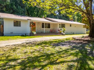 7265 Dilley Ln, Redding, CA 96002