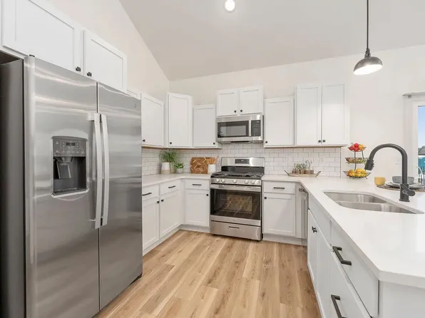 2116 W Elk Ridge Ave, Goddard, KS 67052