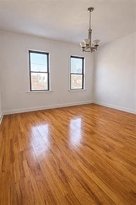 1st image of 163 Christopher Columbus Dr APT 3