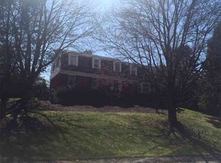 1 Queens Ct, Pittsburgh, PA