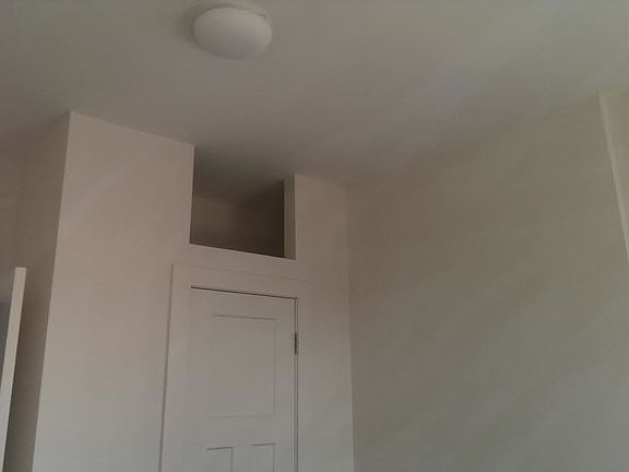3rd image of 882 Wyckoff Ave