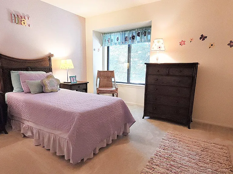 The Bluffs at Fairway Hills — Photo 8