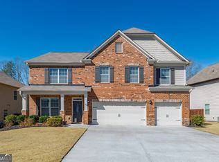 6645 Country Lake Rd, Cumming, GA 30041