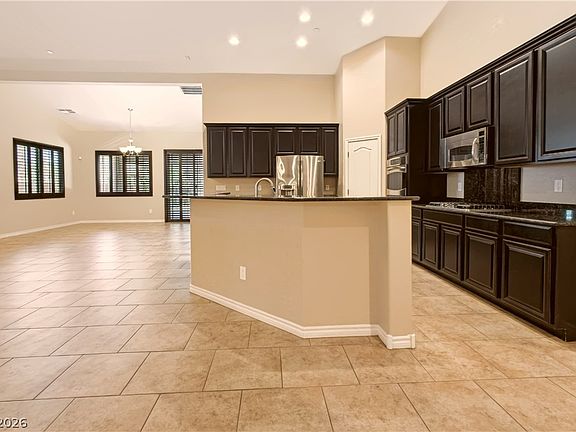 5th image of 2668 Bad Rock Cir