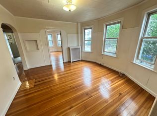 69 Conwell Ave #1, Somerville, MA 02144