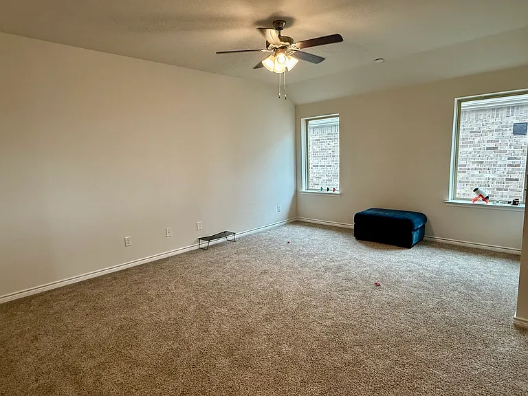 4013 Silver Chute Ave — Photo 9