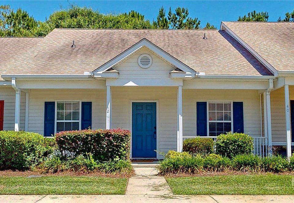 1st image of 42 Stonelake Circle
