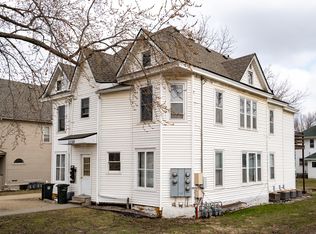 2110 College St #7924302, Cedar Falls, IA 50613