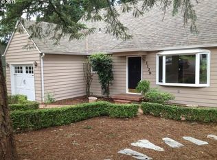 1129 Cherry Ln, Lake Oswego, OR 97034