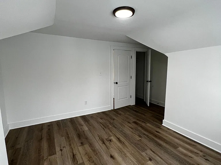 1682 Glenmont Rd — Photo 22