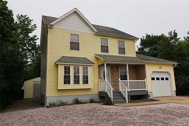1st image of 105 Dollmore Ave