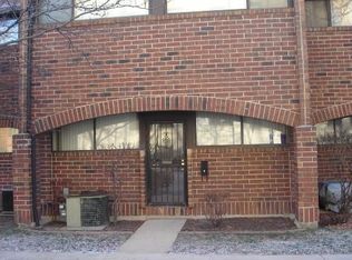 803 S Racine Ave, Chicago, IL 60607