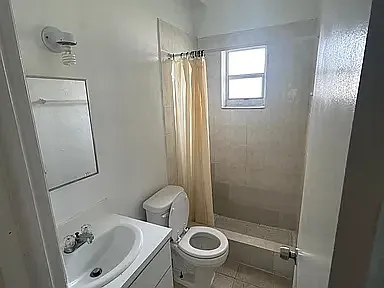 312 SW 11th Ave #2 — Photo 7