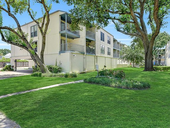 3rd image of 4001 Nasa Pkwy APT 232
