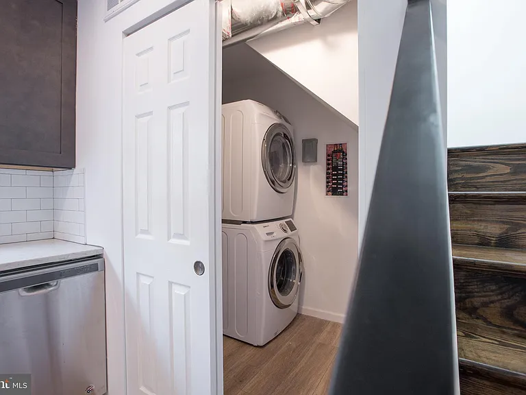 1611 Swain St #3 — Photo 12