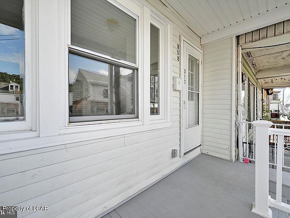 4th image of 312 E Pine St