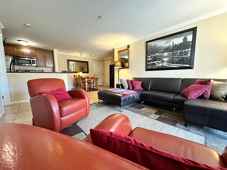 7320 Hawthorn Ave #205 — Photo 2