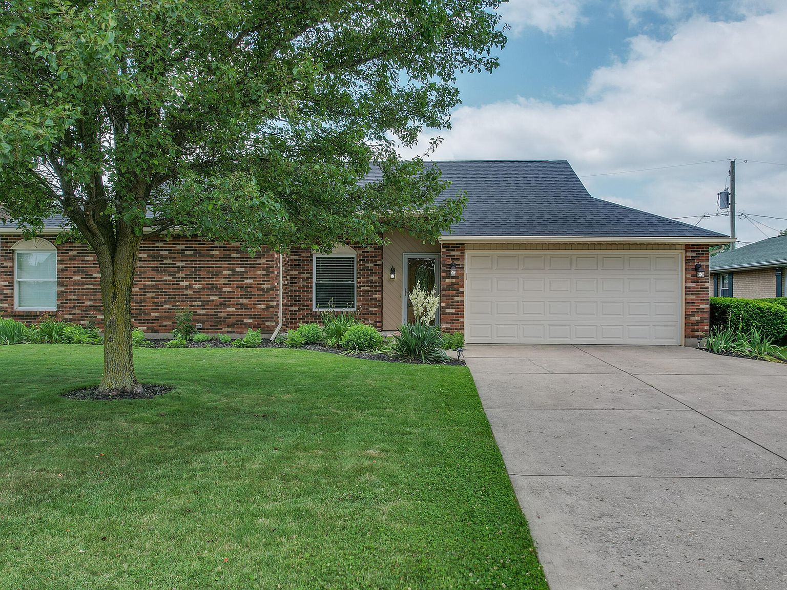 2923 Derr Rd, Springfield, OH 45503 Zillow