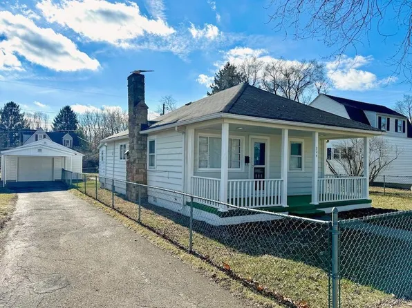 204 Maplewood Ave, Mount Vernon, OH 43050