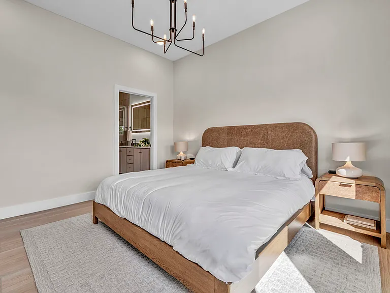 2159 Columbus Rd — Photo 36