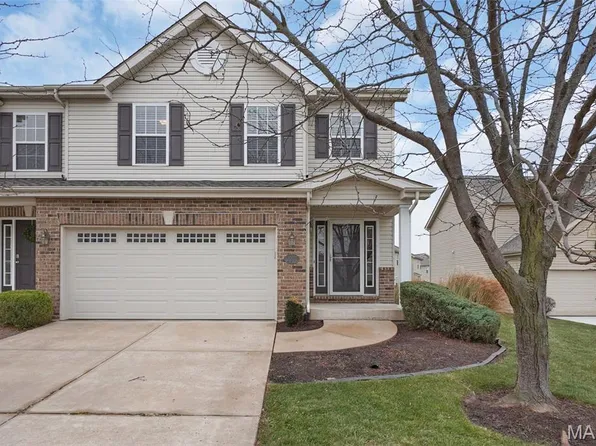 2002 Chestnut Pines Court St, Peters, MO 63376