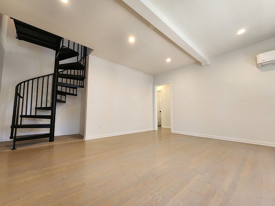 1st image of 541 N Orange Dr #541