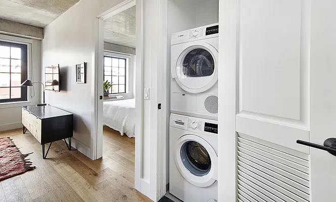 Rented by Bold New York | media 35