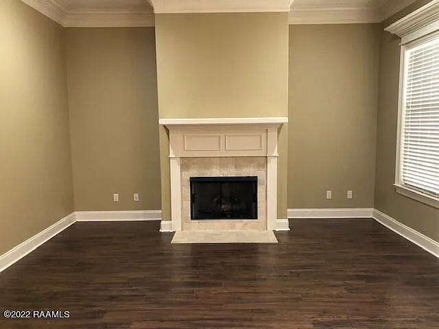124 Clover Leaf Dr — Photo 2