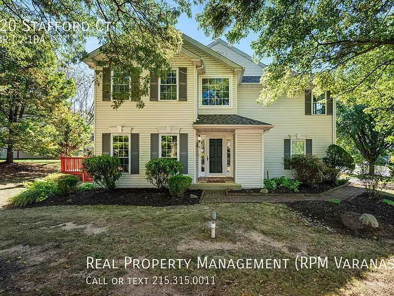 720 Stafford Ct — Photo 1