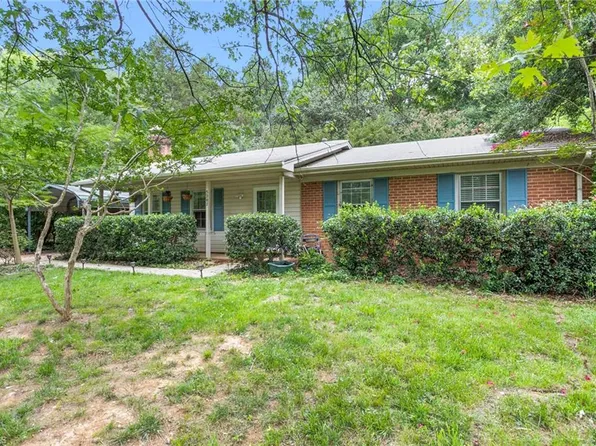 5207 Fieldbrook Dr, Greensboro, NC 27455