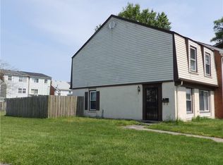 1300 Ruddy Oak Ct, Virginia Beach, VA 23453