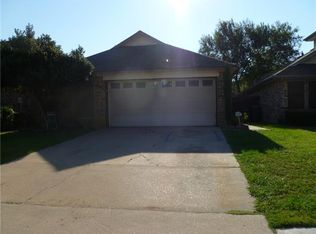 942 Sylvan Creek Dr, Lewisville, TX 75067