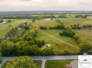 Doc Henry Rd, Lees Summit, MO 64082