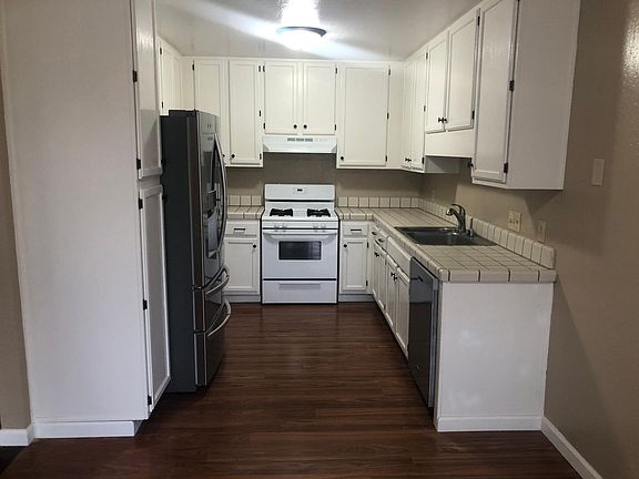 Updated Kitchen with new flooring
