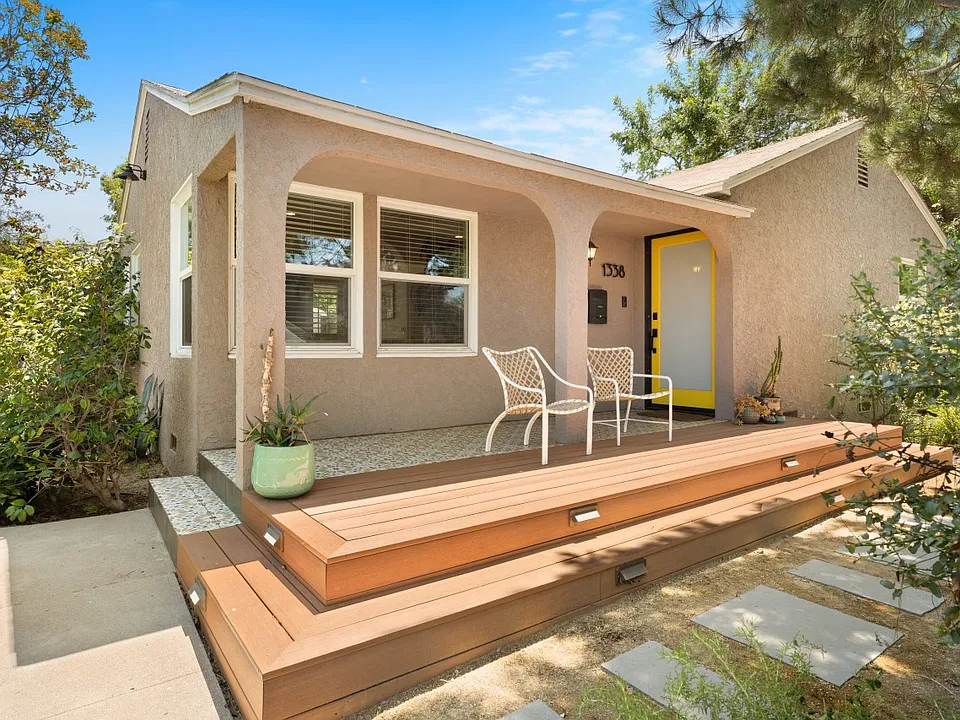 1338 Montecito Cir