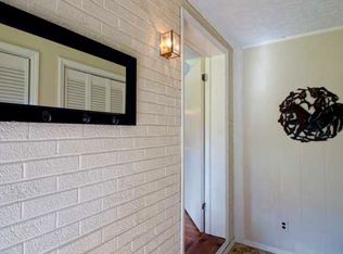 2707 Lilac Dr, Greensboro, NC 27408