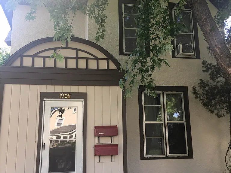 1908 Jackson St NE #1 — Photo 6