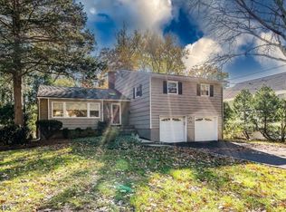 206 Avon Rd, Westfield, NJ 07090